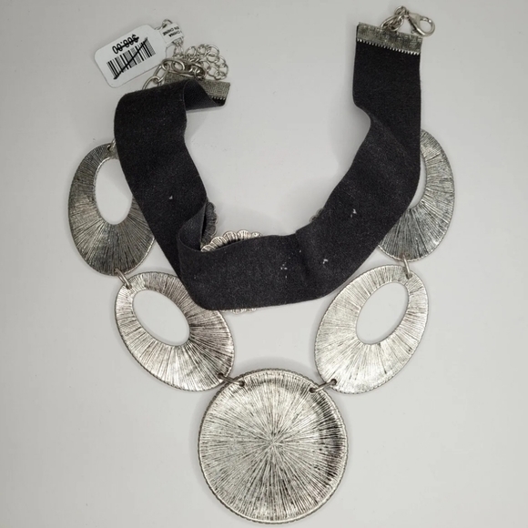 NWOT Free People Vincent Choker Necklace Red Concho - Picture 5 of 5